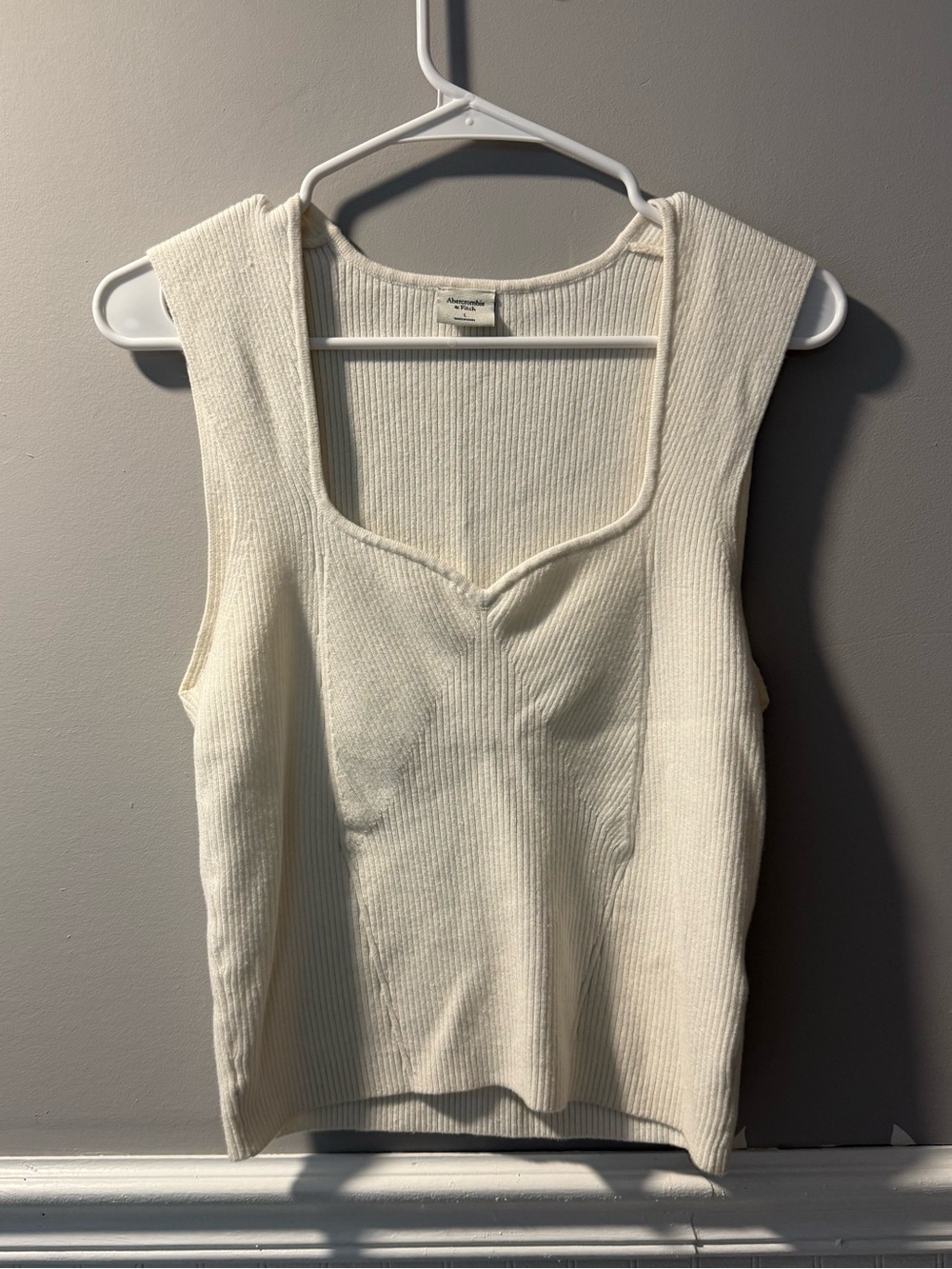 Abercrombie & Fitch Portrait Sweetheart Neck Sweater Tank White Women's Size L